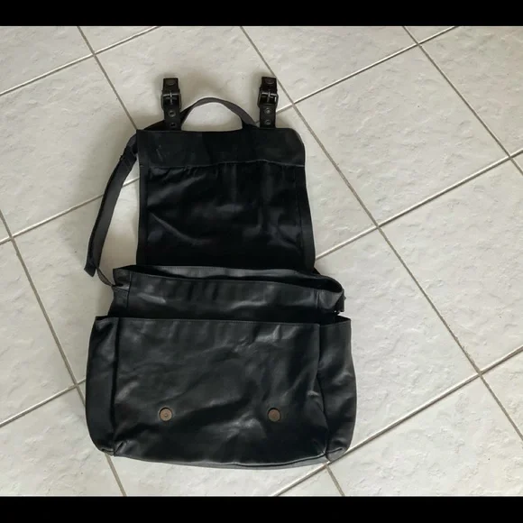 Dolce & Gabana,leather office bag